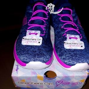 Skechers girls sneakers